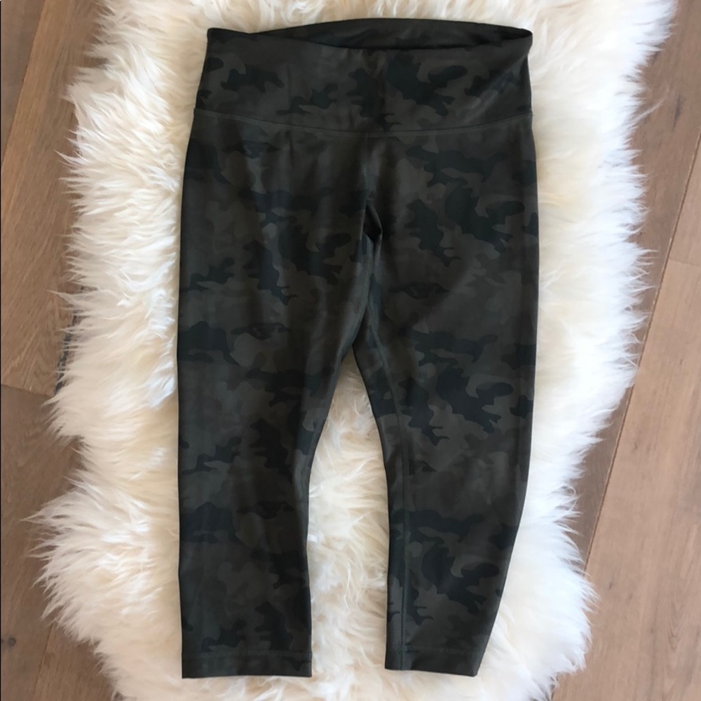 Lululemon camo leggings